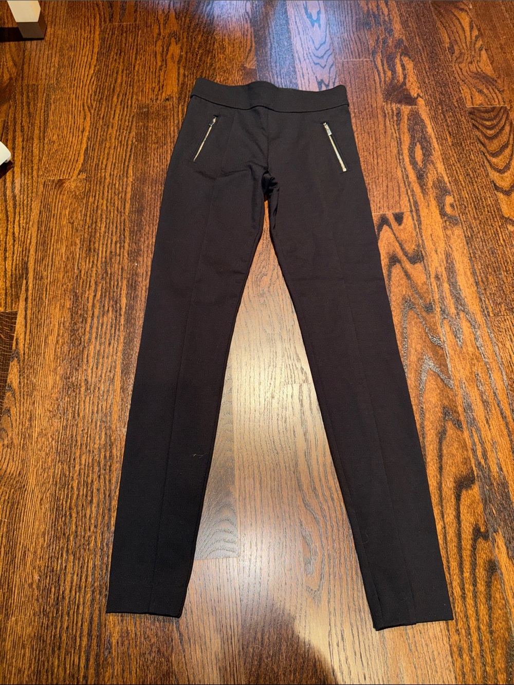 Women’s Black Stretch Leggings with Zip Pockets
